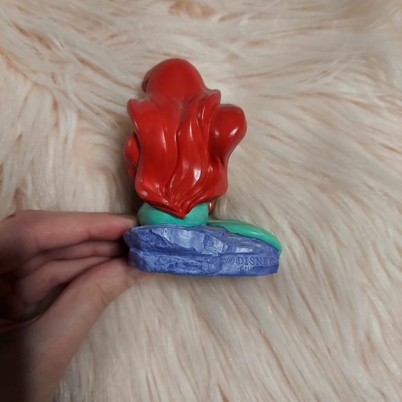 The Little Mermaid Figurine with Watch - Picture 2 of 2